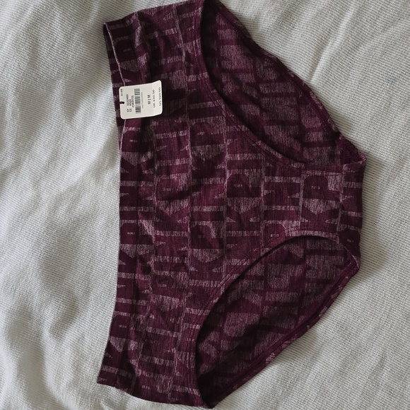 Pink underwear - Picture 4 of 8